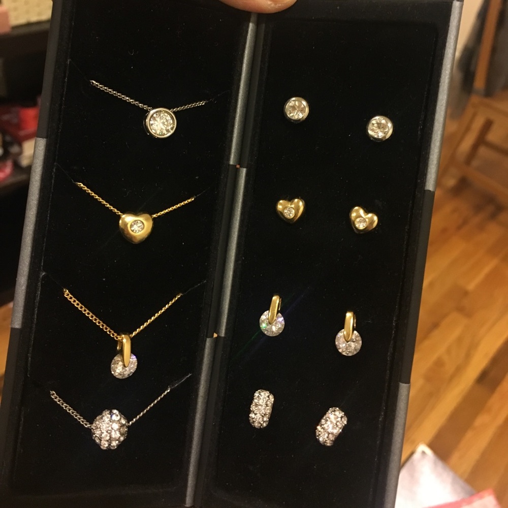 Ella Morissa Magic Box Necklace and Earrings set